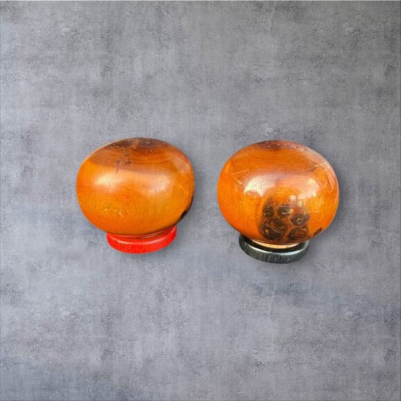 Vintage California Redwood Souvenir Salt & Pepper Balls Mushroom Shape - Picture 6 of 8